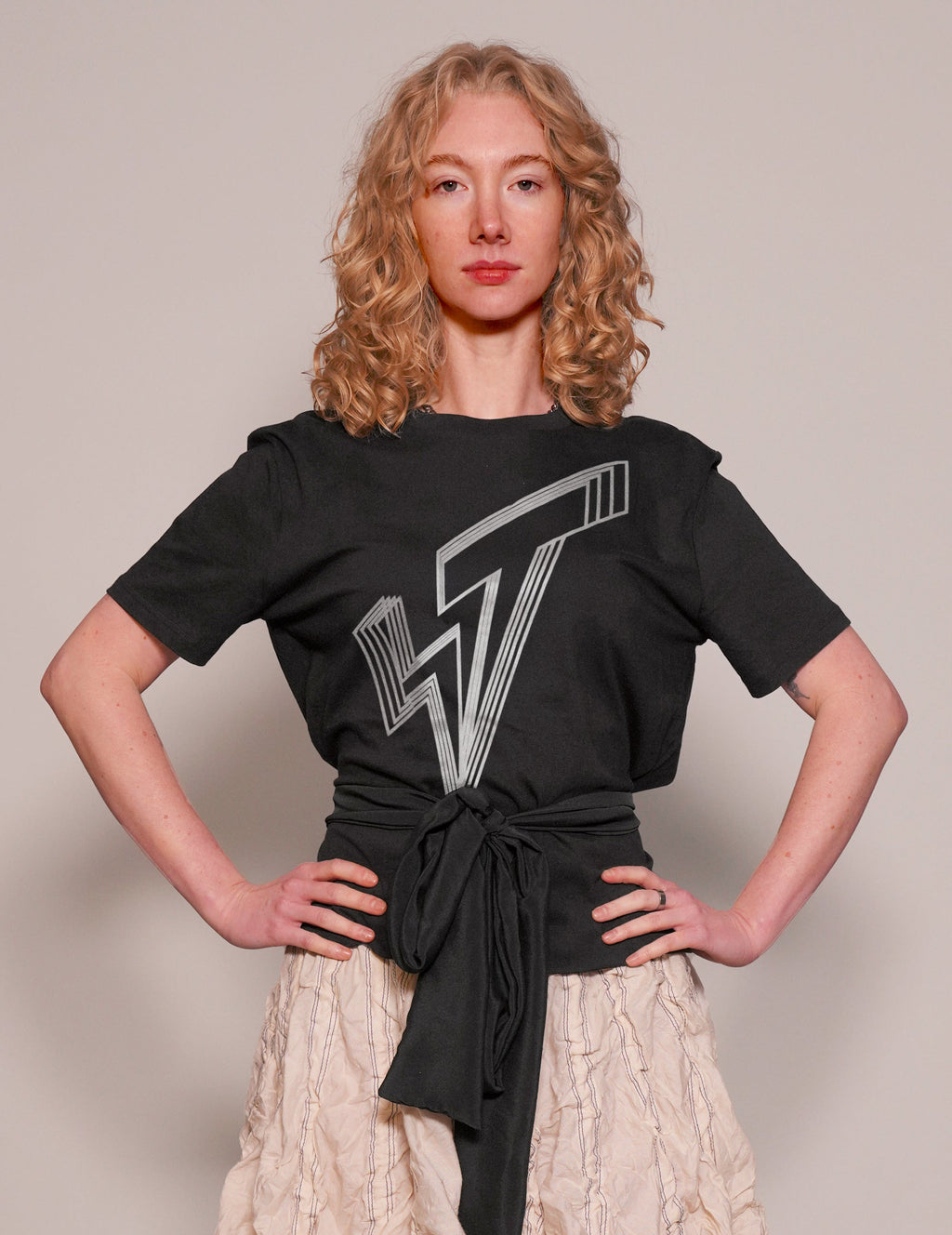 ST Silver Logo Tie-Tee in Black with Black Tie