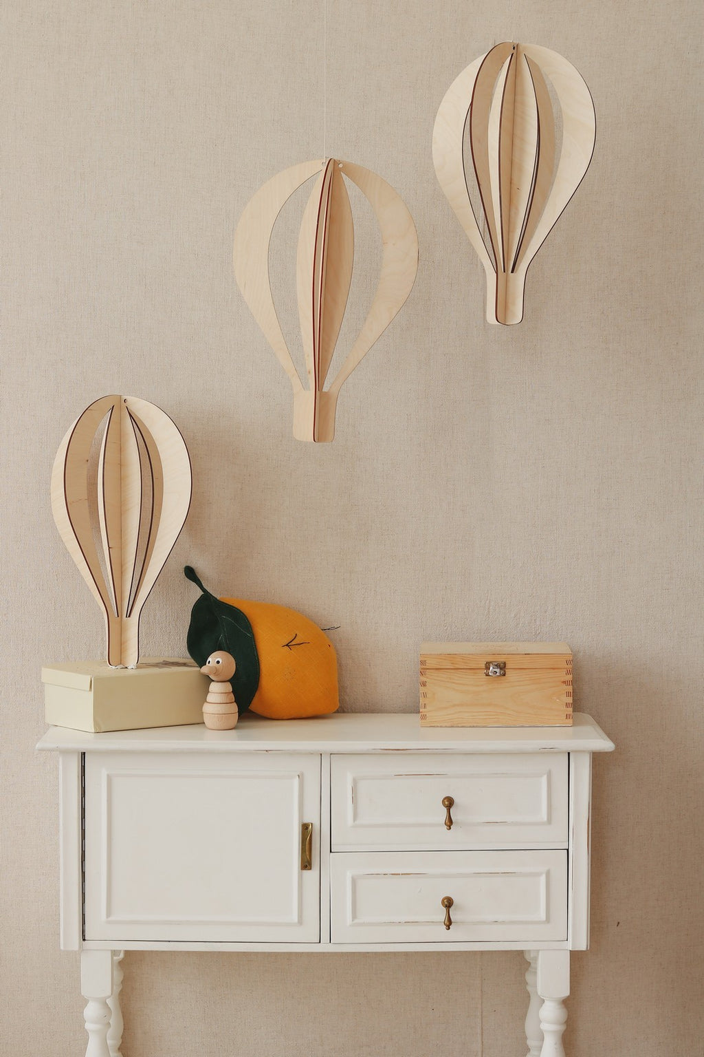 3D Wooden Ceiling Decoration - Set of 3 Hot Air Baloons