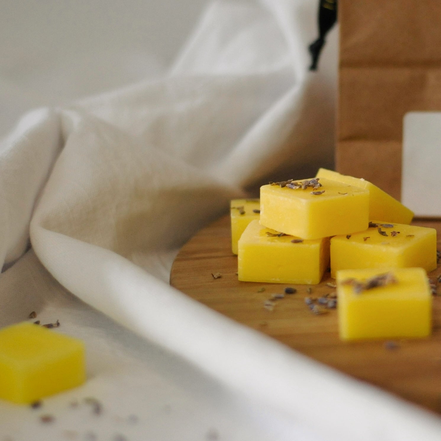 Rise Natural Beeswax Melts (Bergamot, Orange & Lavender)