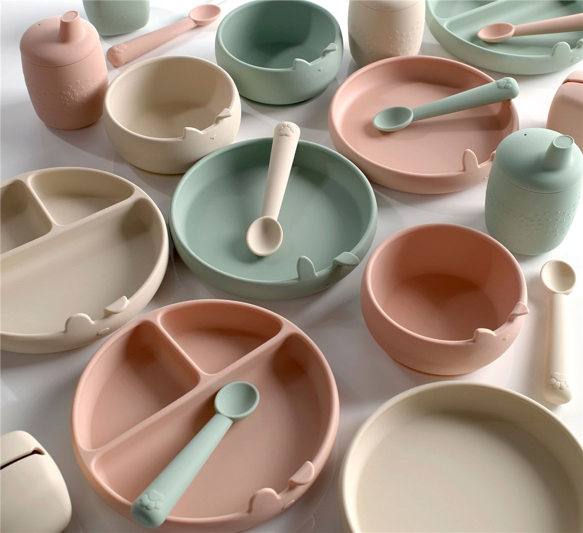 Silicone Plate with Animal Compartments for Baby Led Weaning