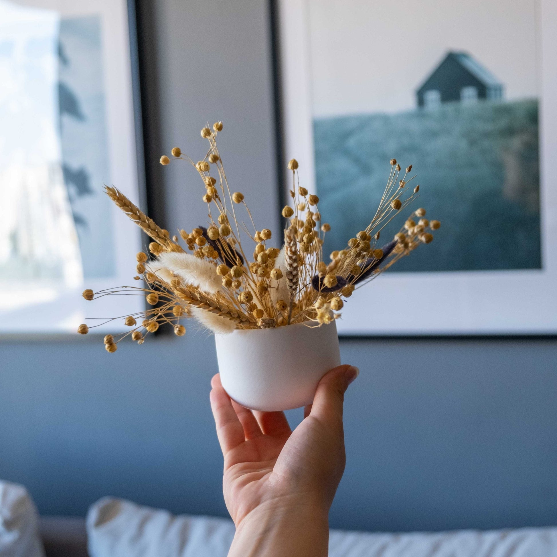 White Concrete Pine Pot