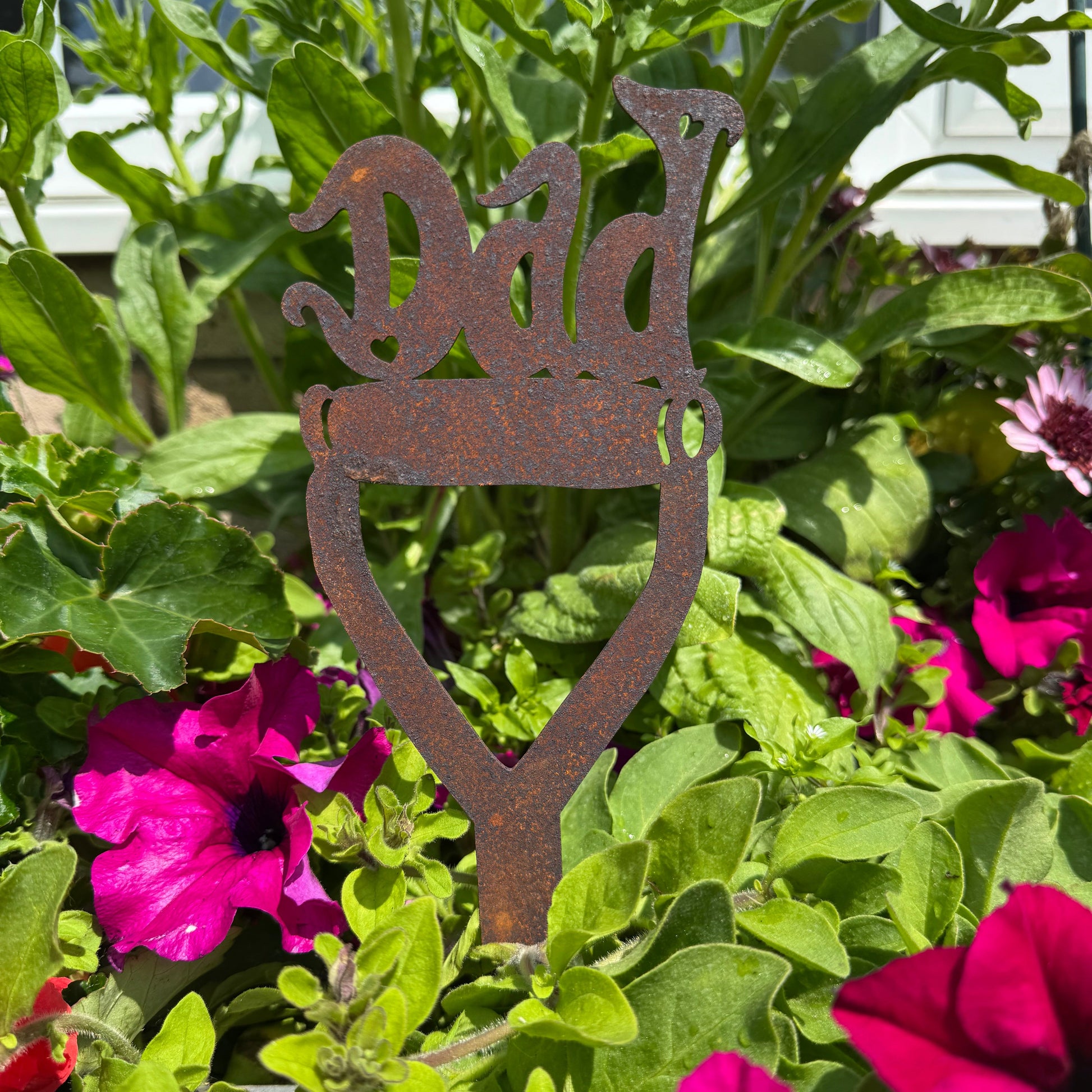 Rusty Metal Dad Spade Garden Decoration