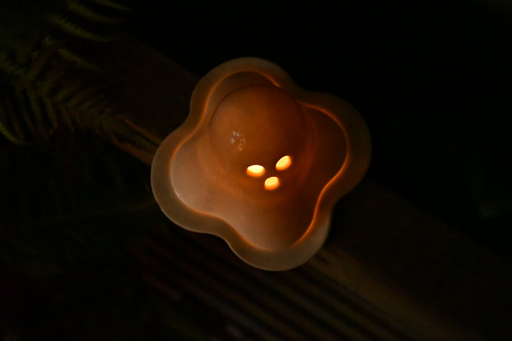 Ghost Tealight Holder (Unique tealight holder designed for halloween, translucent while lighting in the dark)
