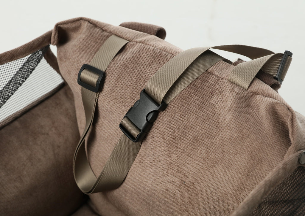 Puff Guard Dog Car Seat in Camel
