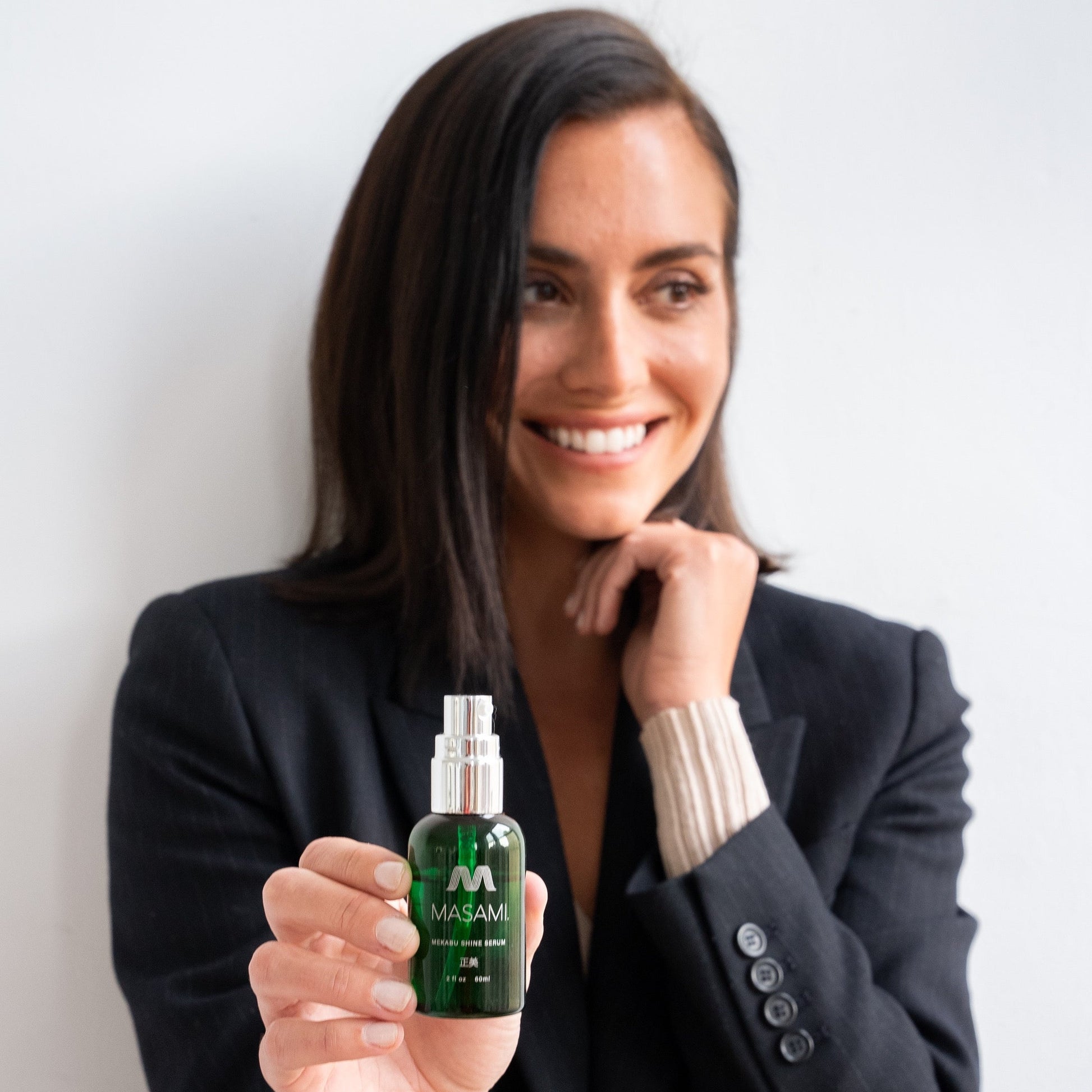 Hydrating Shine Serum with Mekabu