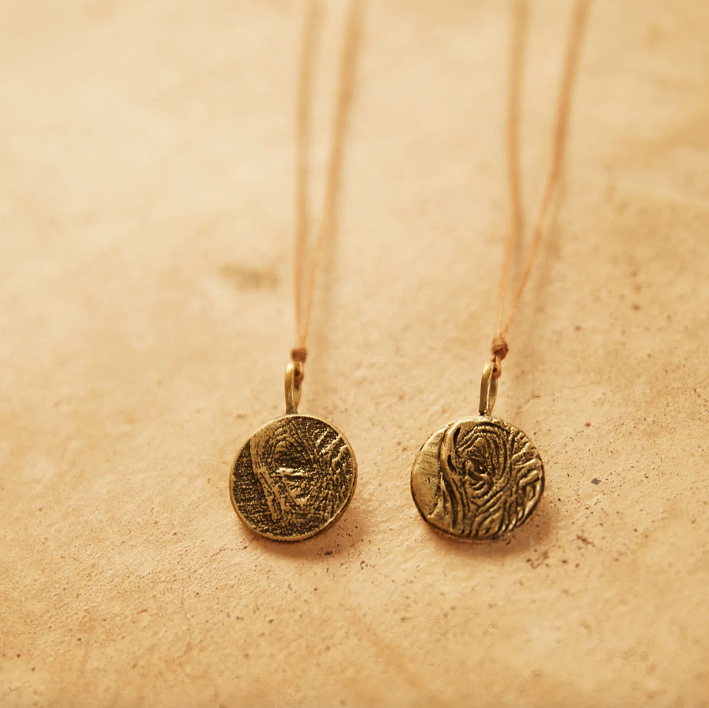 Elephant Eye Necklace in Brass and Wood