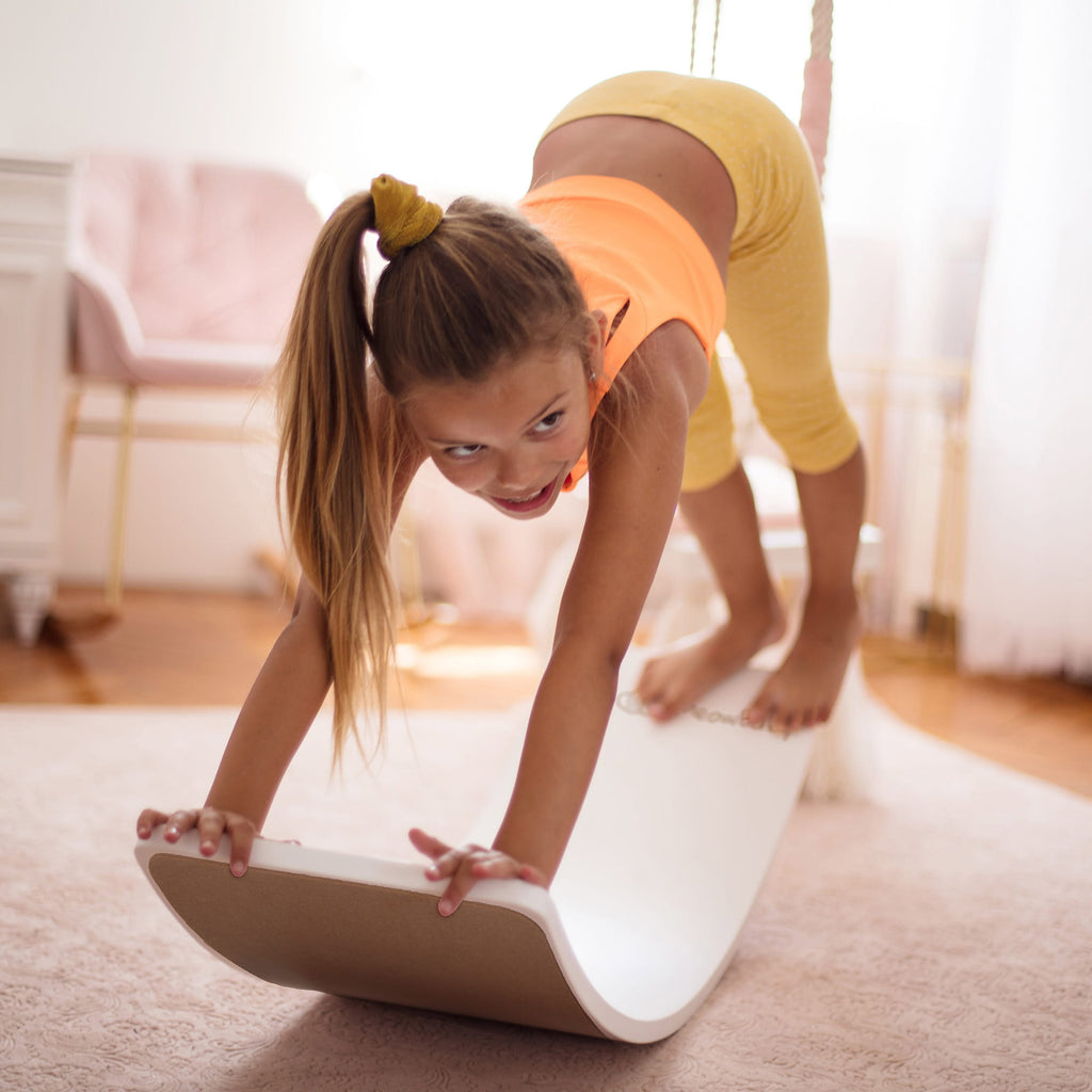 Versatile Kids Balance Board – Enhances Motor Skills & Creativity by MeowBaby at www.brixbailey.com