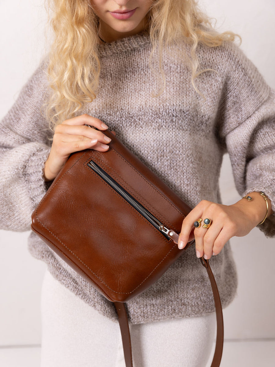 ARLO Leather Purse in Ginger – Stylish & Functional Accessory by TOKS VISOKS at www.brixbailey.com