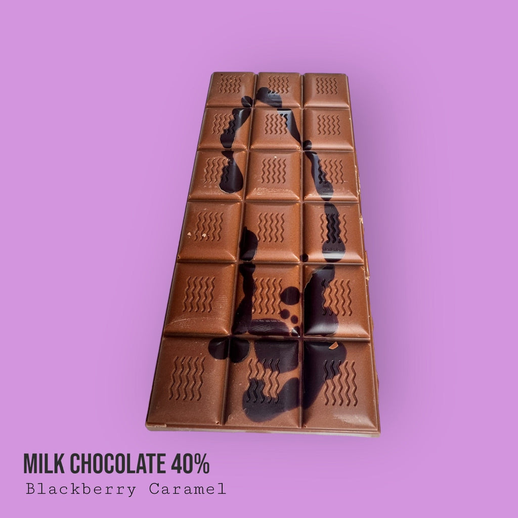 Milk 40% Blackberry Caramel Bar 110g