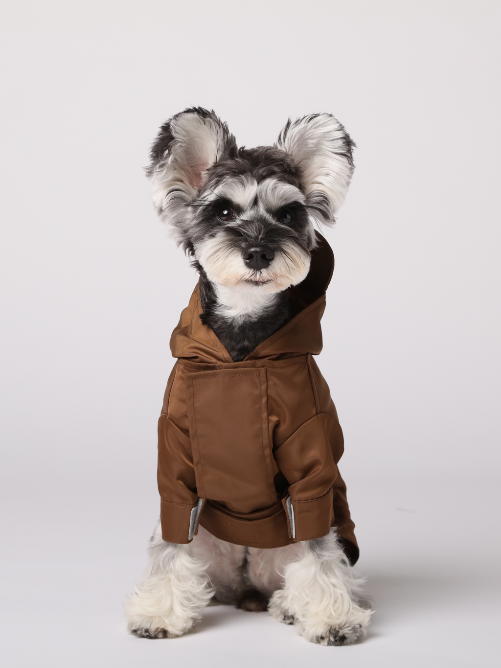 Tribeca Adjustable Velcro Raincoat in Chocolate
