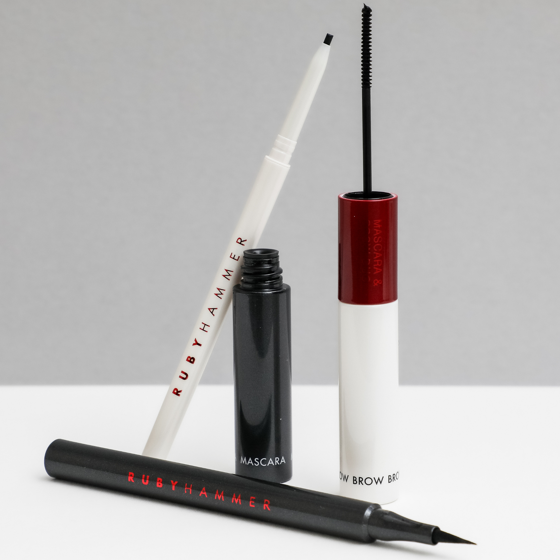 Precision Liquid Eyeliner