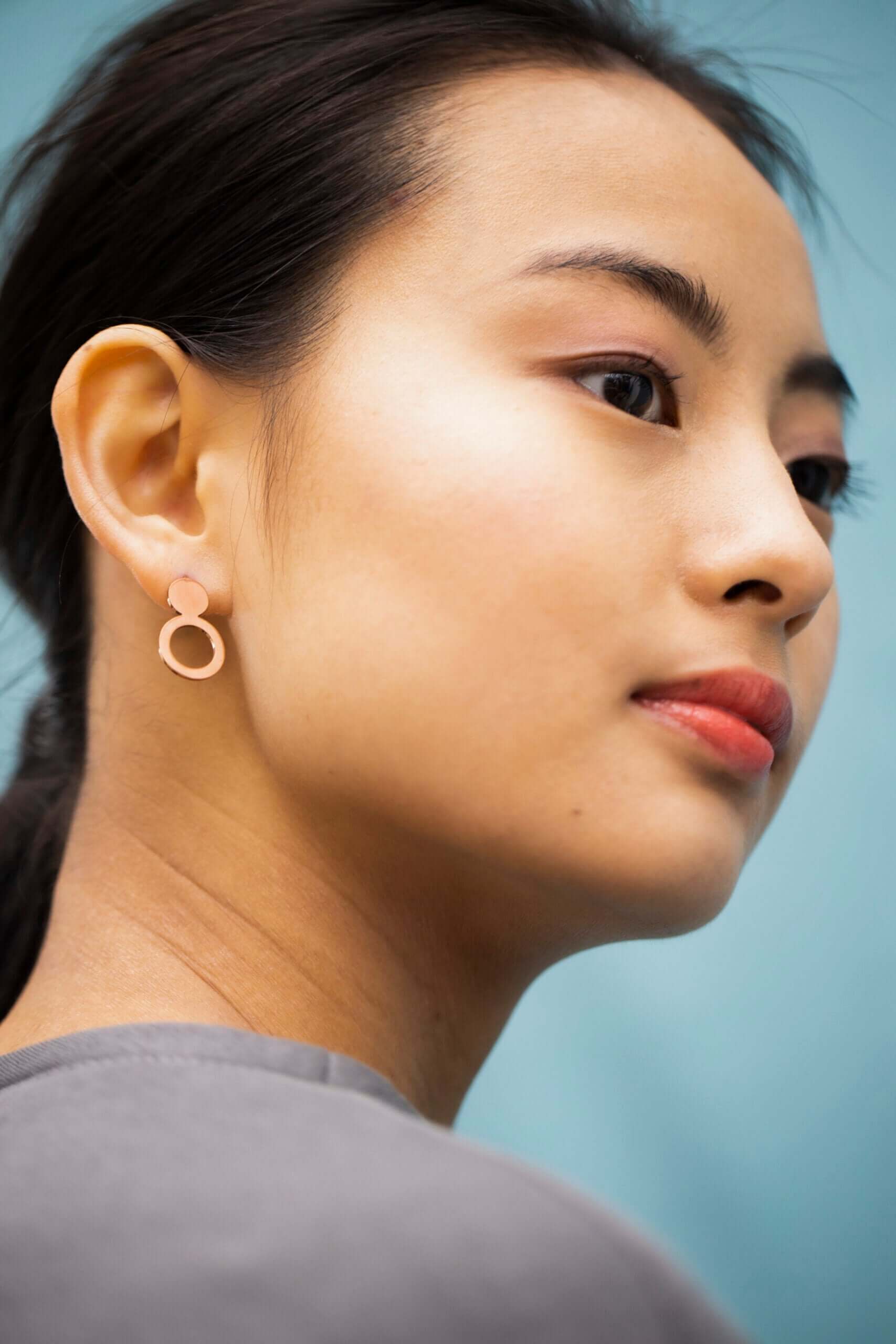 Sustainable Lentsius Jewelry – Sleek, Hypoallergenic Design by Lentsius at www.brixbailey.com