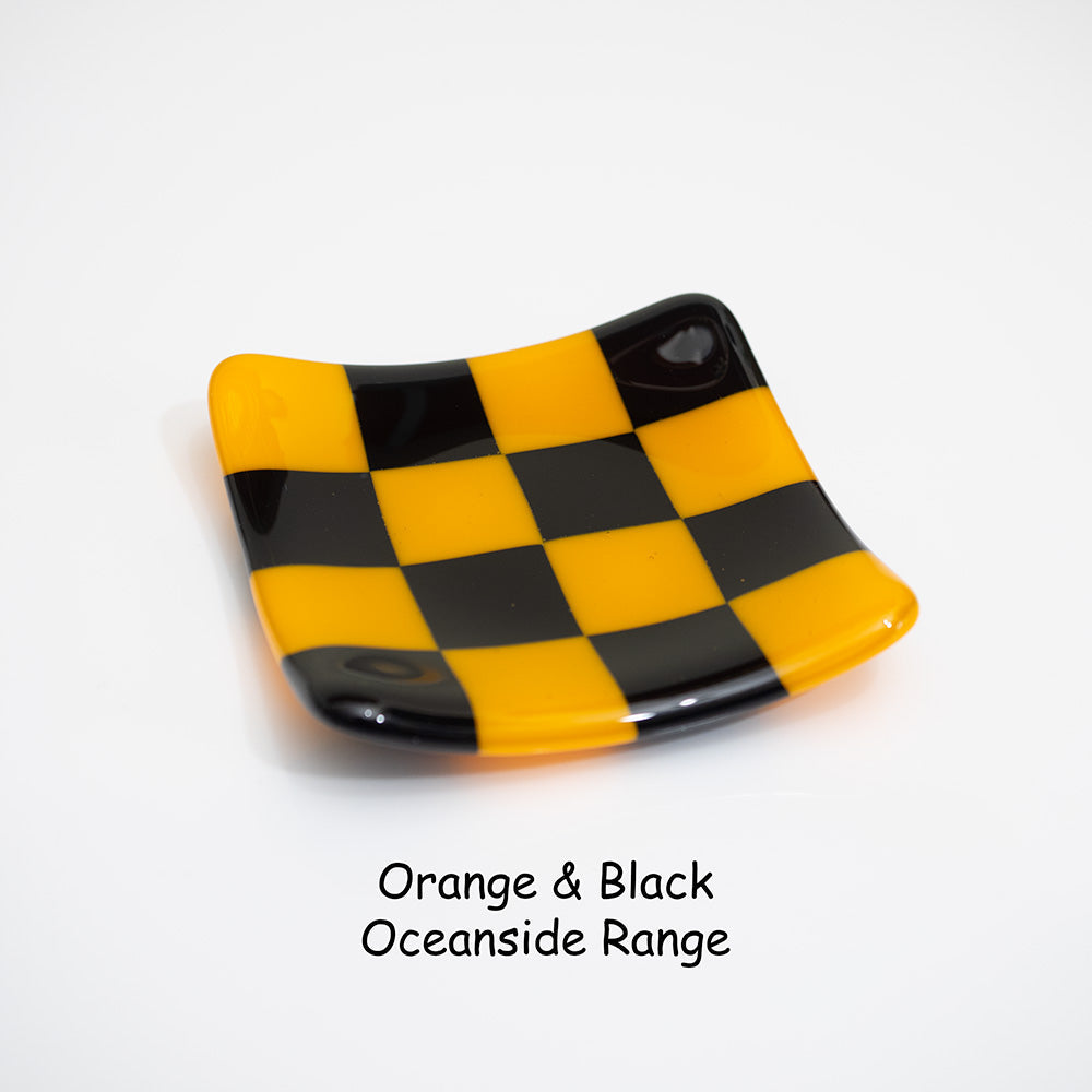 8cm Chequered Dual Coloured Shallow Dish - Oceanside Collection