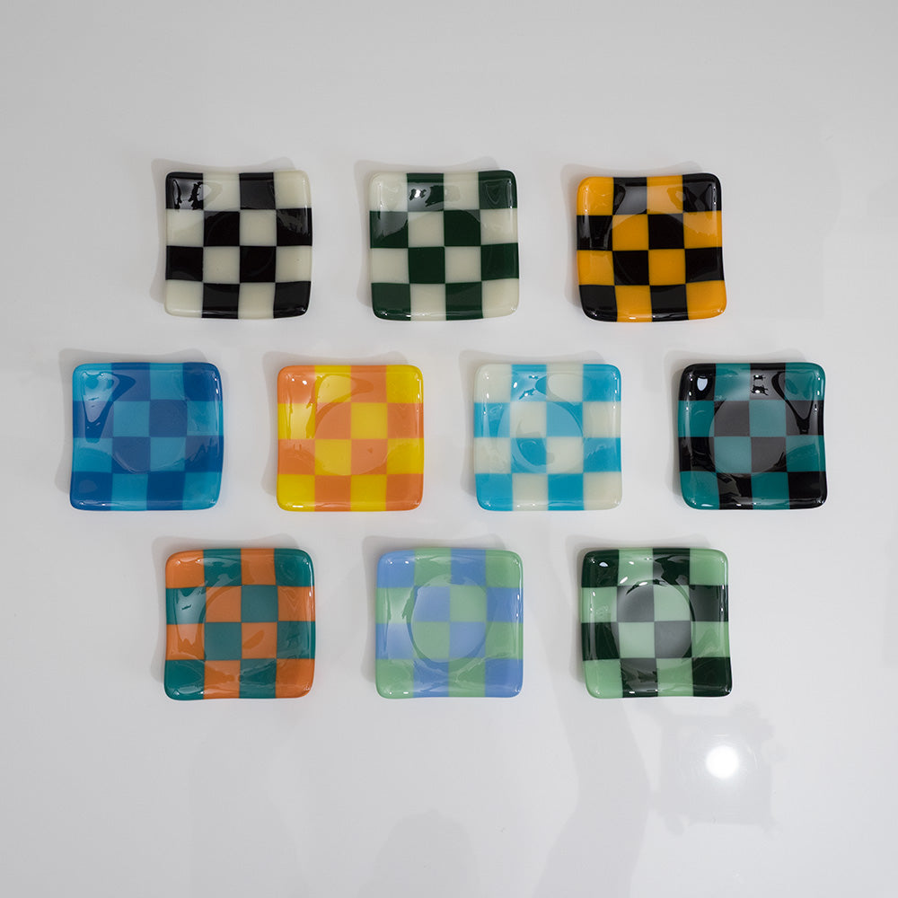 8cm Chequered Dual Coloured Shallow Dish - Oceanside Collection