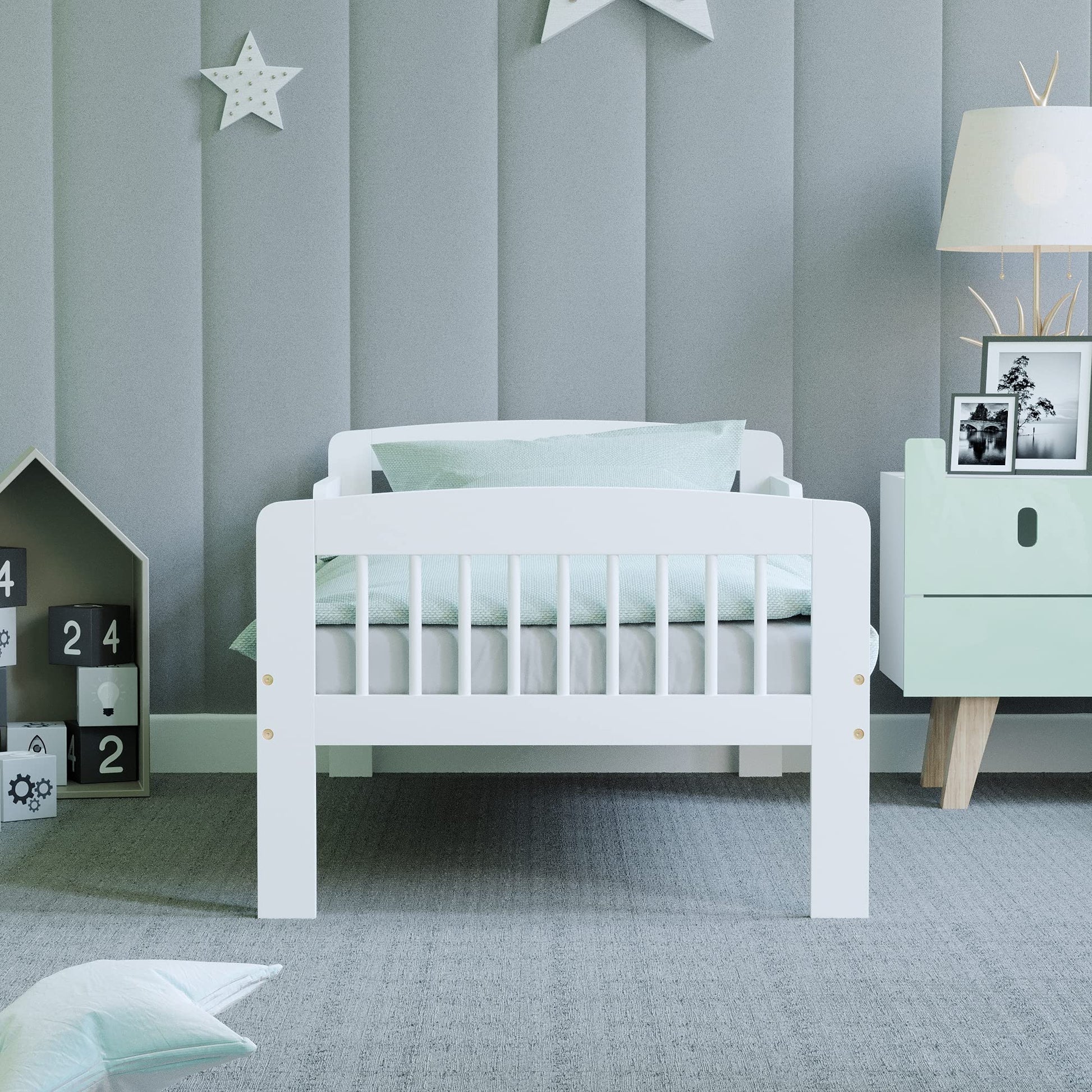 Scorpio Wooden Toddler Bed in White Pine