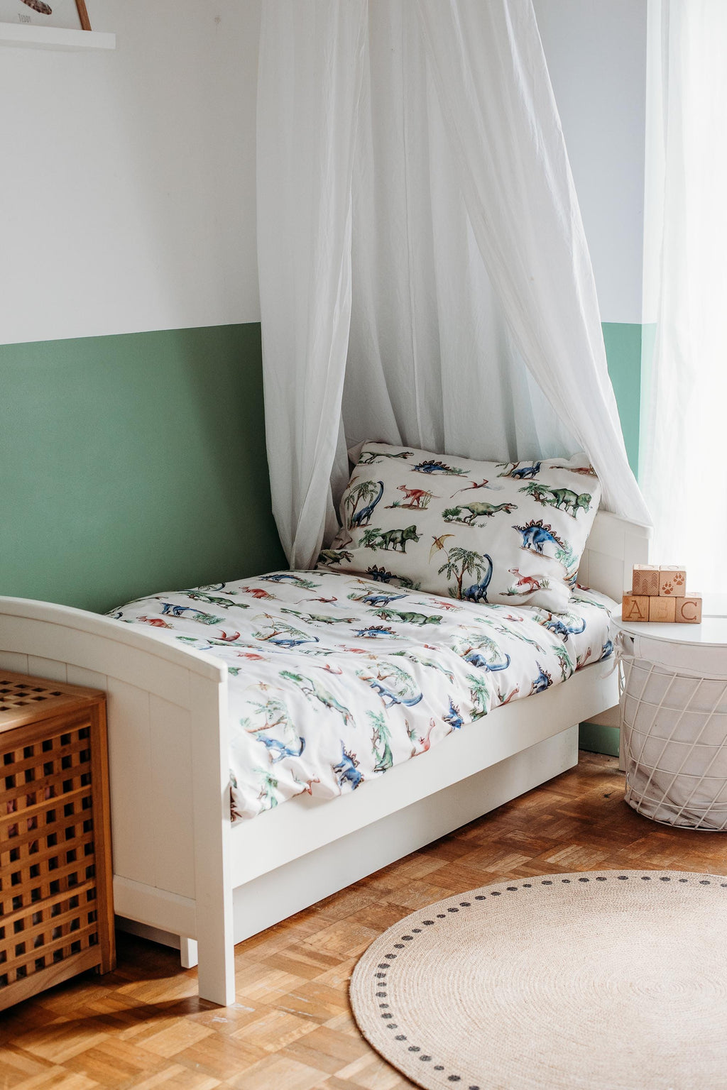 Beautiful Dinosaurs Children's Bedding Set – Dino Themed Bedding for Kids' Room