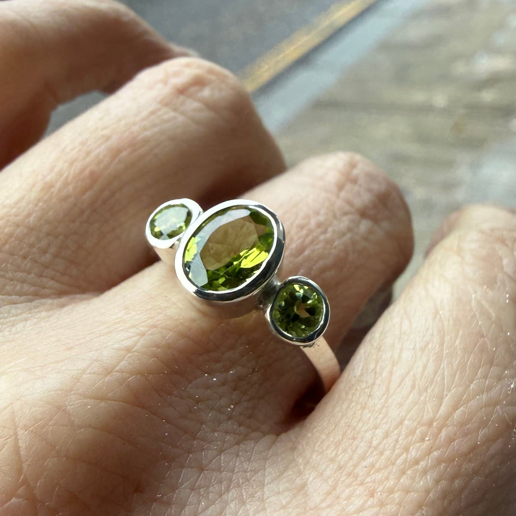 Silver Peridot Trilogy Empire Ring