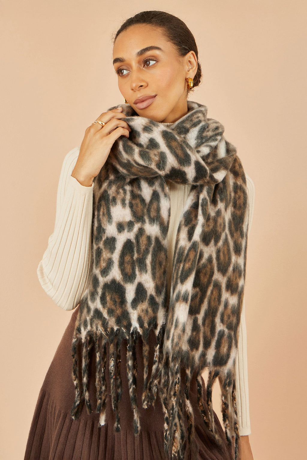 Yumi Brown Leopard Print Soft Scarf