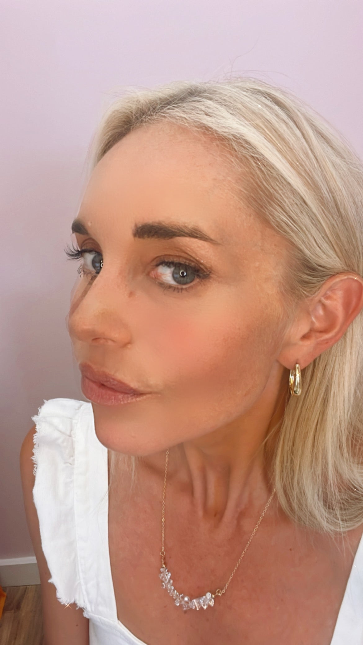 Crystal Bar Necklace in Gold