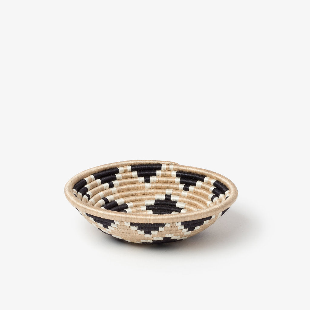 Woven Sisal Bowls in Black Diamonds and Indigo
