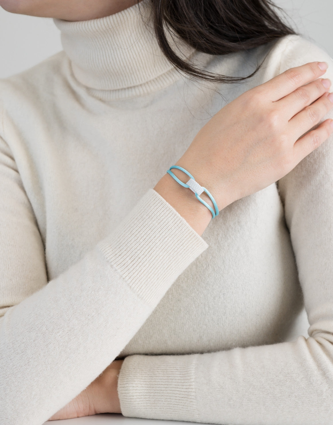 Snow Regent Cord Bracelet