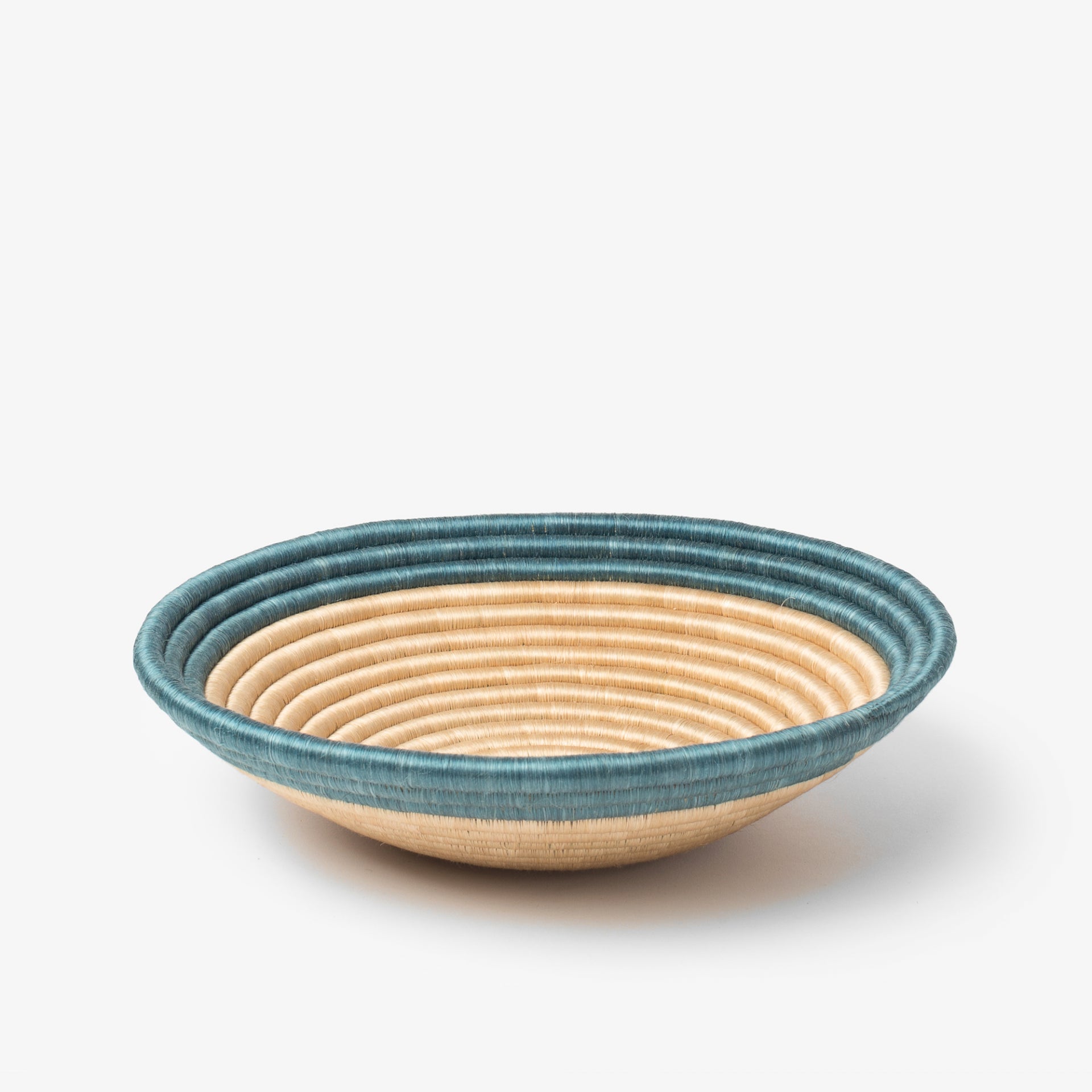 Woven Sisal Bowl in Natural Tea