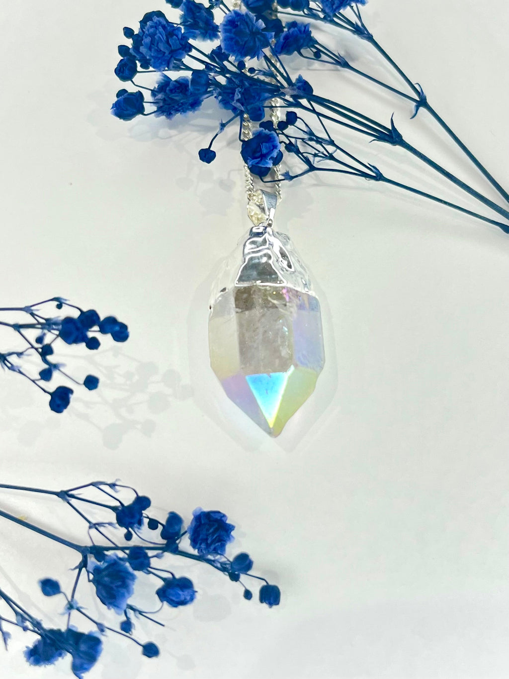 Aura Quartz Point Necklace