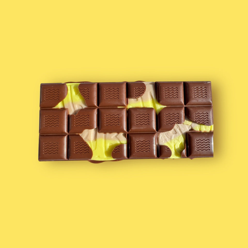 Milk Chocolate Bar with Banana and Caramel 145g