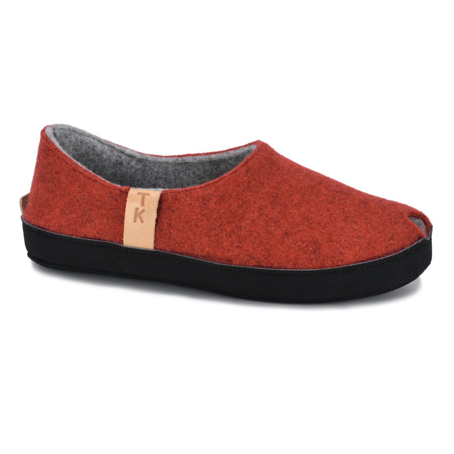 TOKU Budapest Slippers - Handmade Comfort with Natural Lamb Wool & Arch Support from Estonia by Omaking at www.brixbailey.com