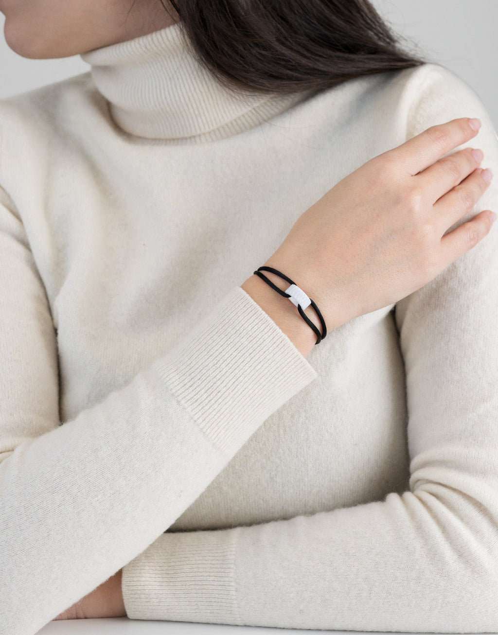 Snow Regent Cord Bracelet