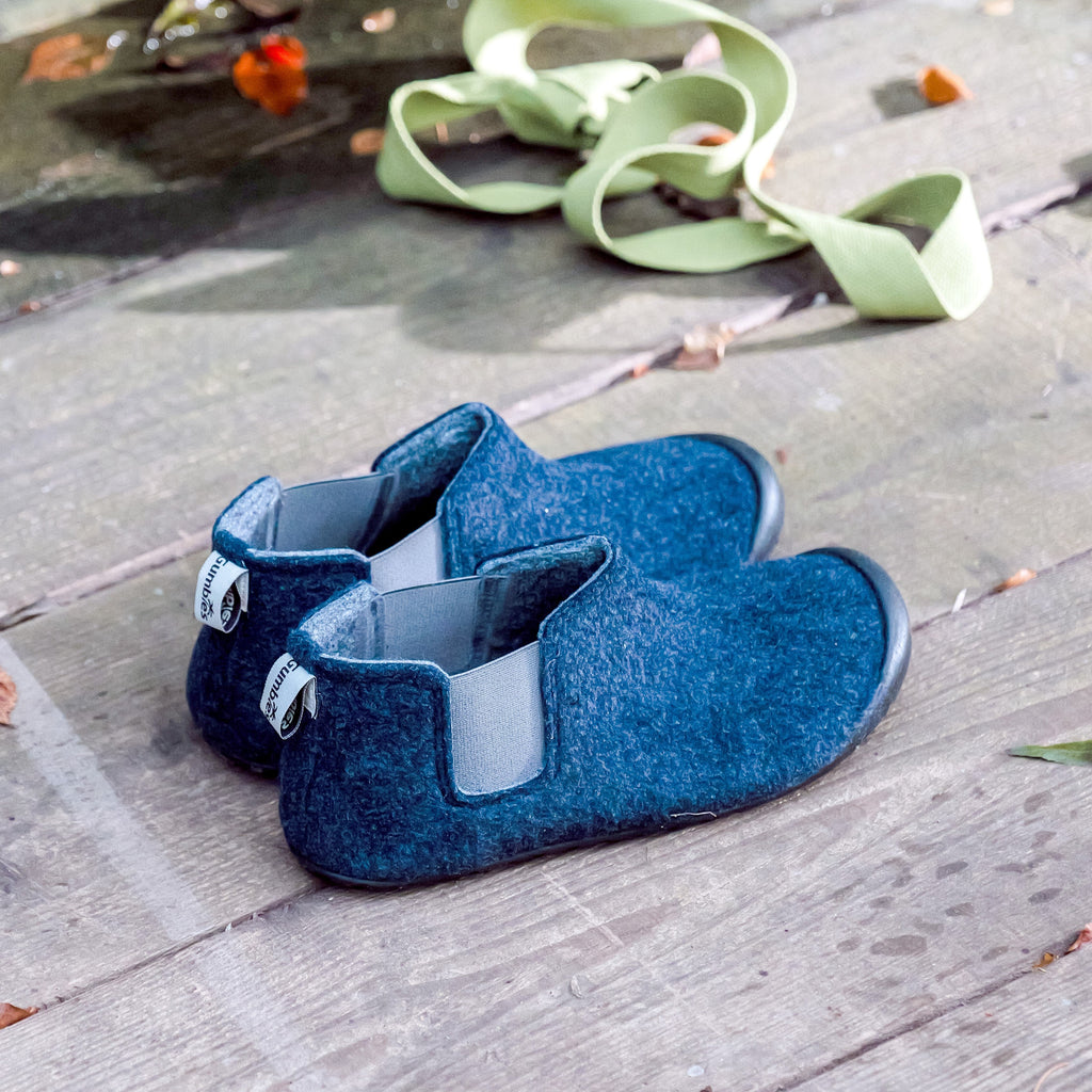 Brumby Men's Slipper Boot in Navy and Grey