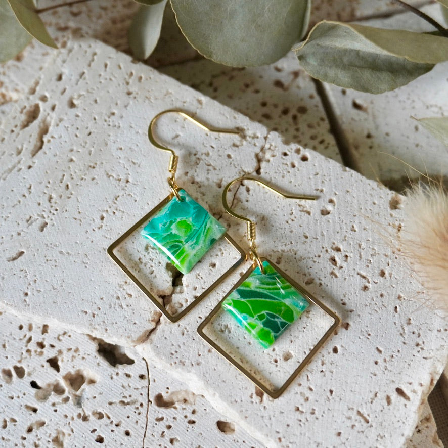 Precious Hook Square