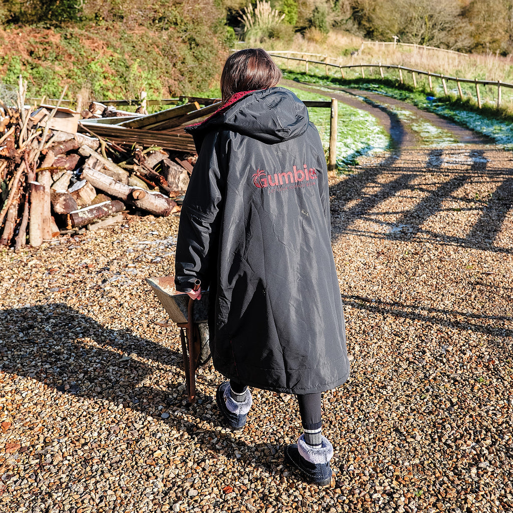 Sports Cape Black and Burgundy