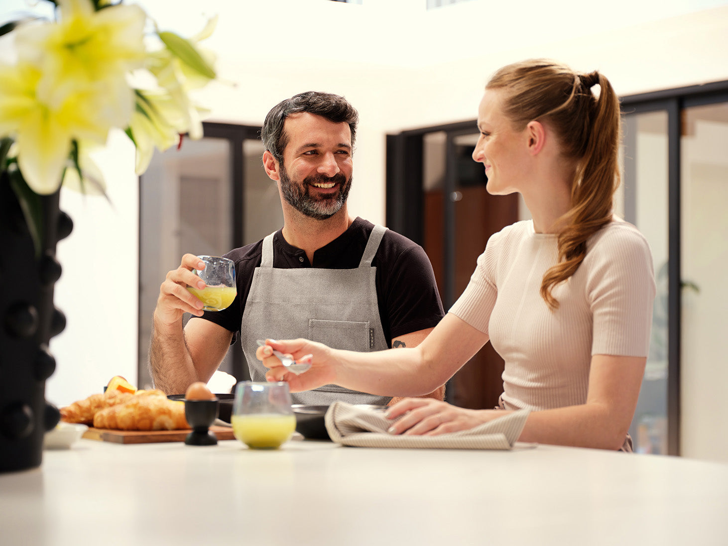 Crossback Apron in Upcycled Cotton