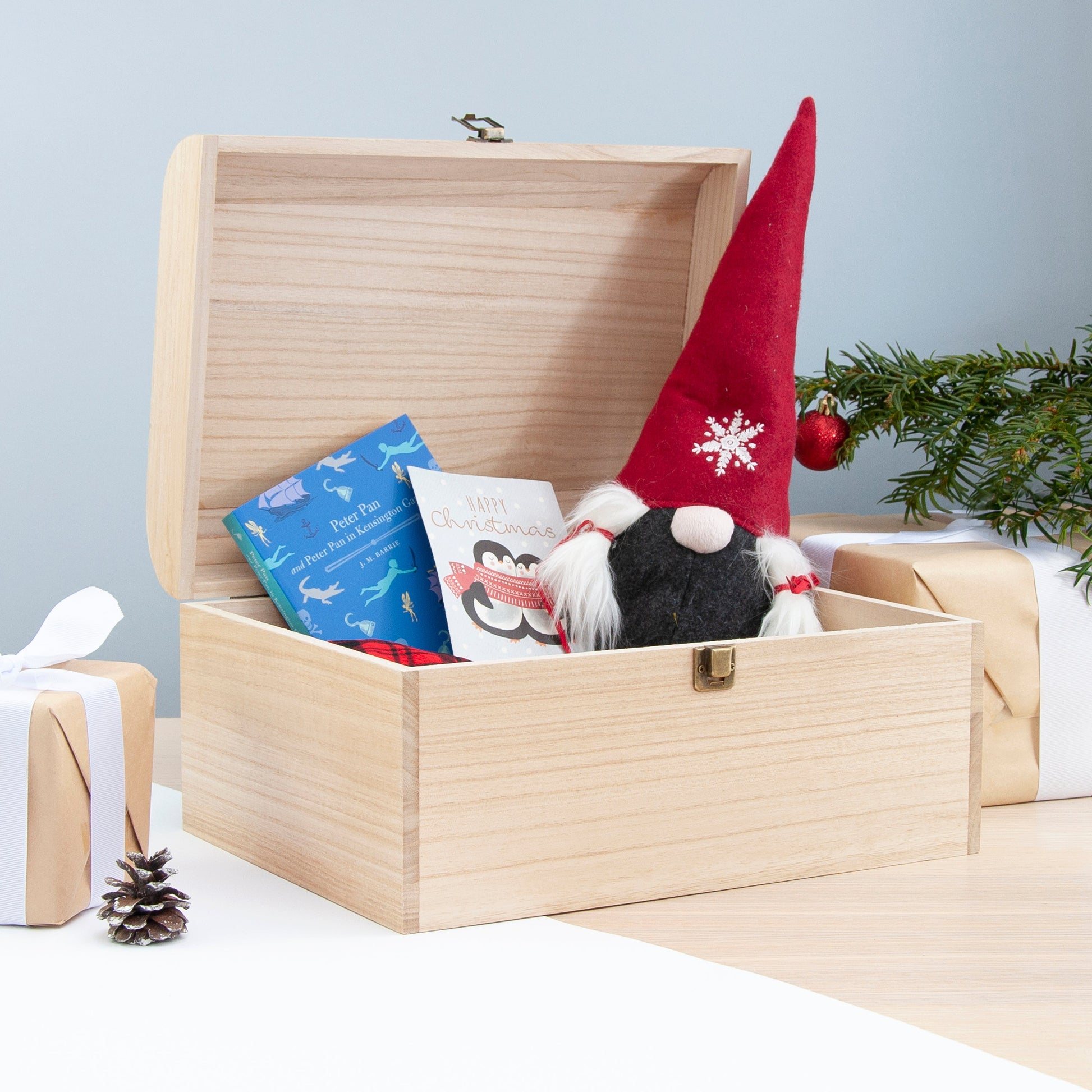 Personalised Christmas Eve Chest with Mistletoe Wreath
