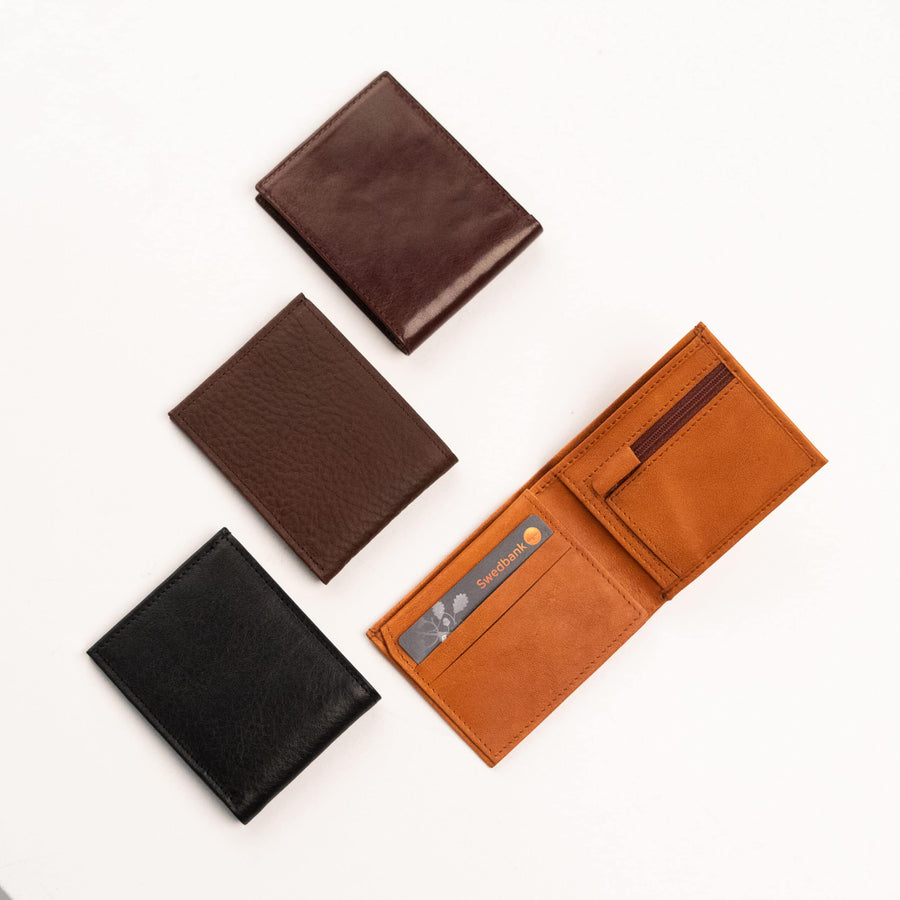 Minimalist Leather Wallet No. 21 – Crafted in Estonia by Papillon at www.brixbailey.com