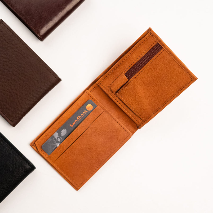 Minimalist Leather Wallet No. 21 – Crafted in Estonia by Papillon at www.brixbailey.com