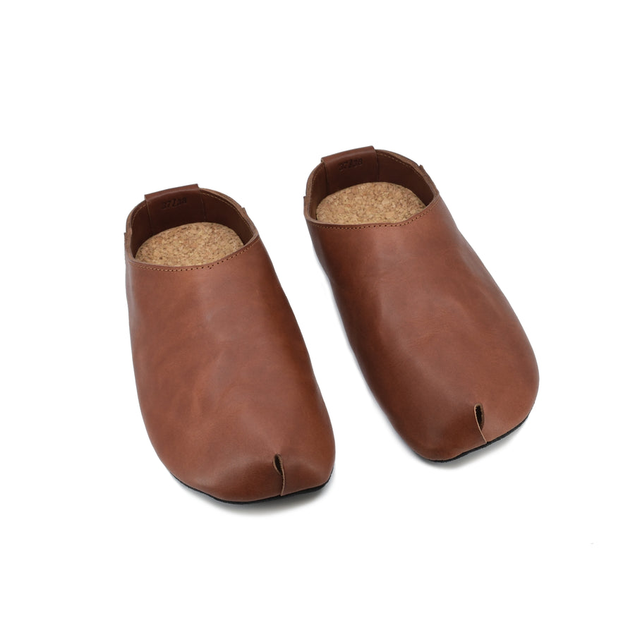 TOKU Kyoto Leather Slippers - Award-Nominated Minimalist Design, Handcrafted for Durability and Comfort by Omaking at www.brixbailey.com