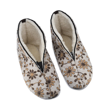 Natural Felt and Sheep's Wool Slippers Trolla - Floral Pattern