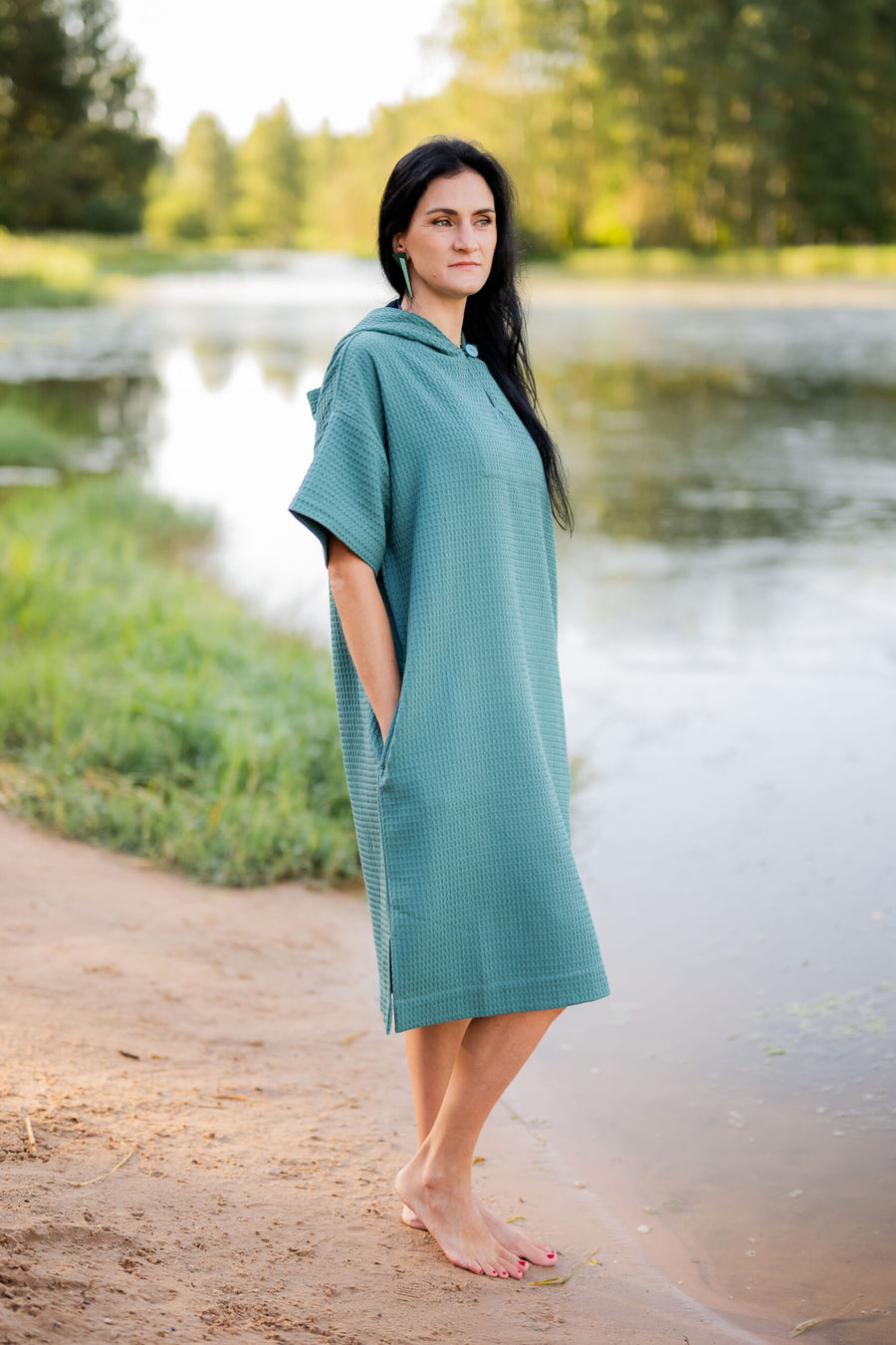 Quick-Dry Cotton Waffle Surf Poncho – Unisex & OEKO-TEX Certified by RÄTT at brixbailey.com