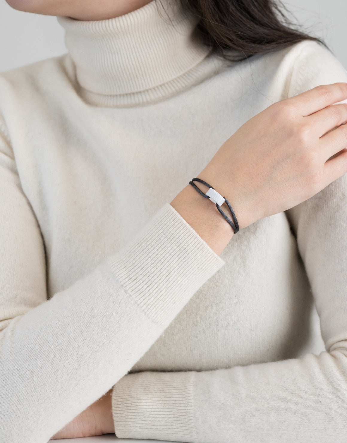 Snow Regent Cord Bracelet