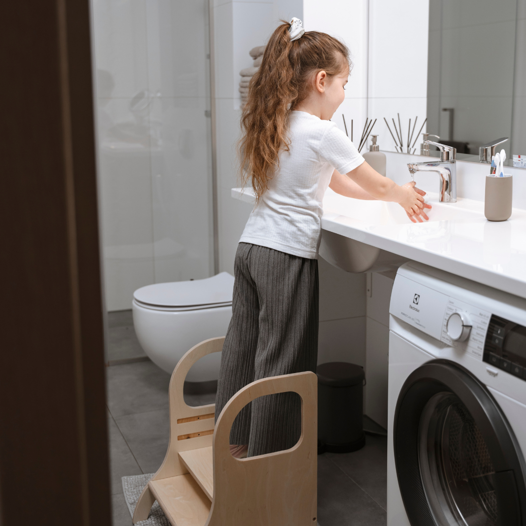 MIIMO Adjustable Step Stool – Montessori-Inspired & Versatile by Ette Tete at www.brixbailey.com