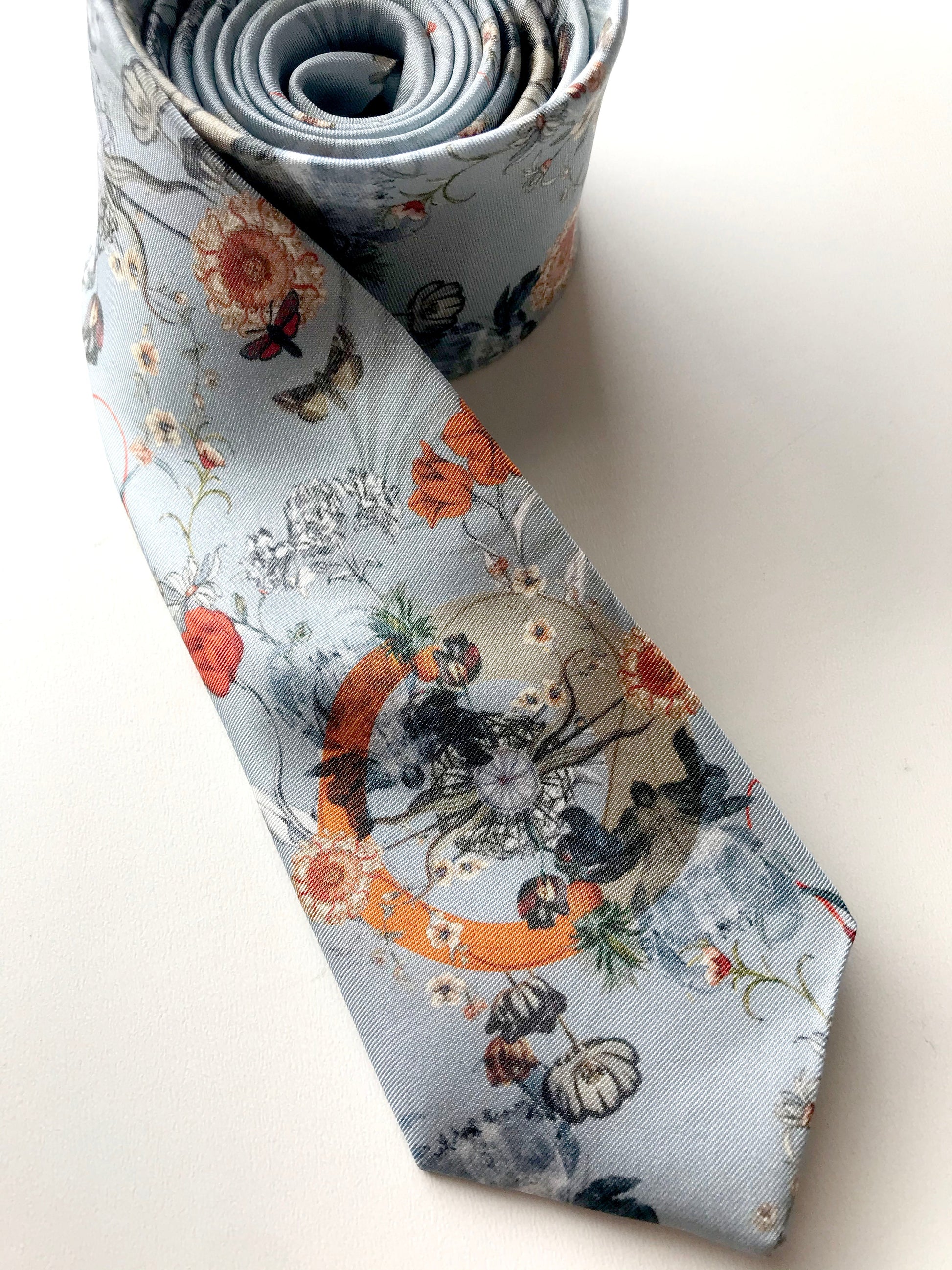 Light Blue Silk Tie and Pocket Square Gift Set with Evolution Design