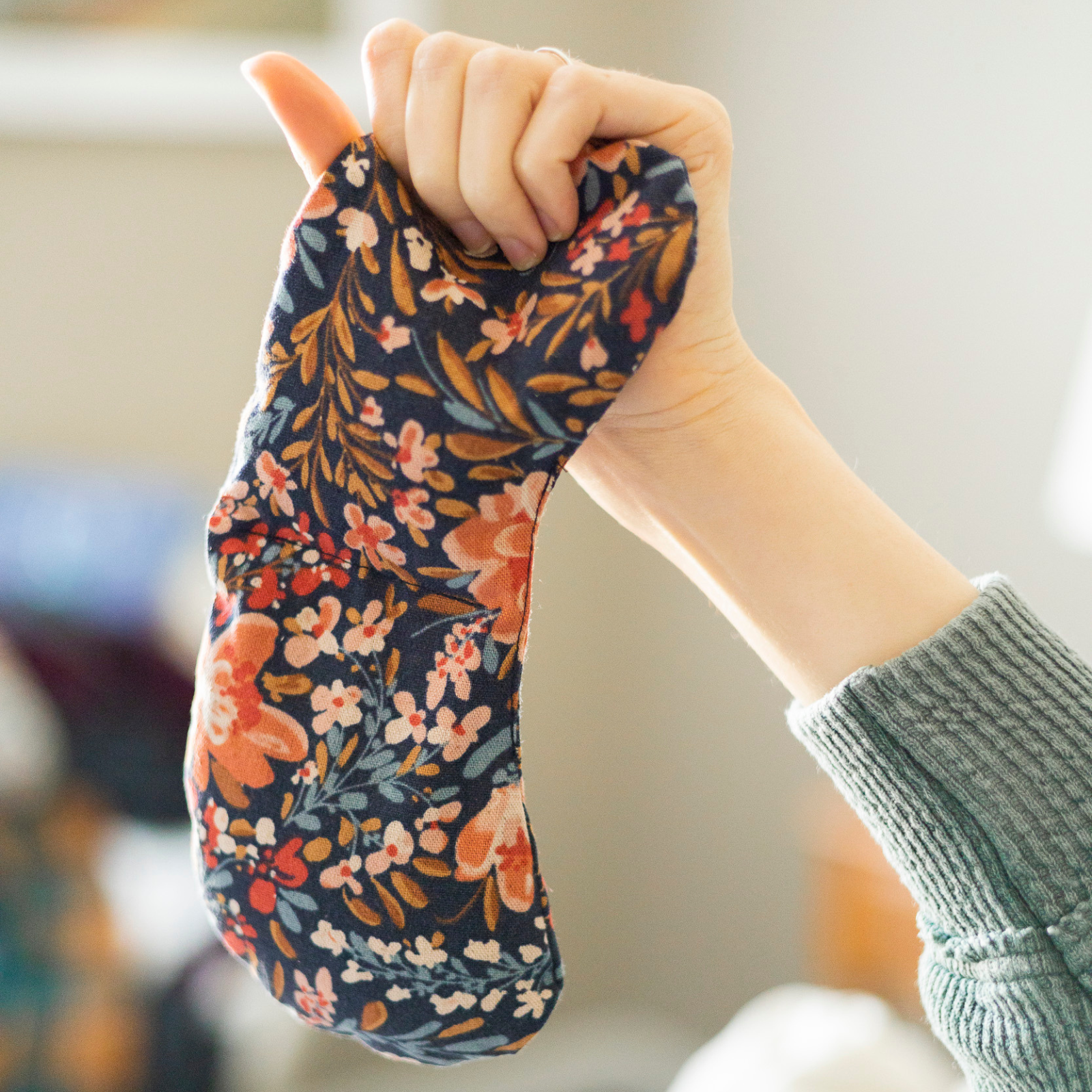 Pom Blossom Eye Mask for Migraine Relief