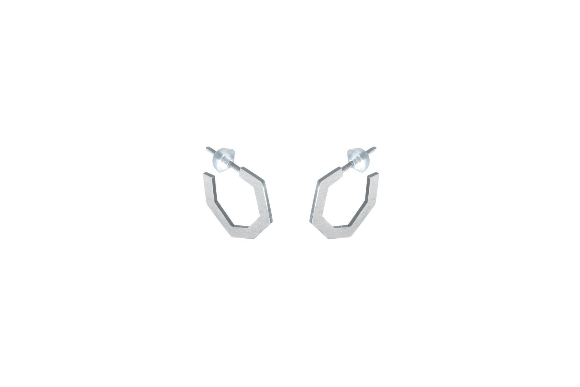 Lentsius Upcycled Jewellery – Elegant & Eco-Friendly Design by Lentsius at www.brixbailey.com