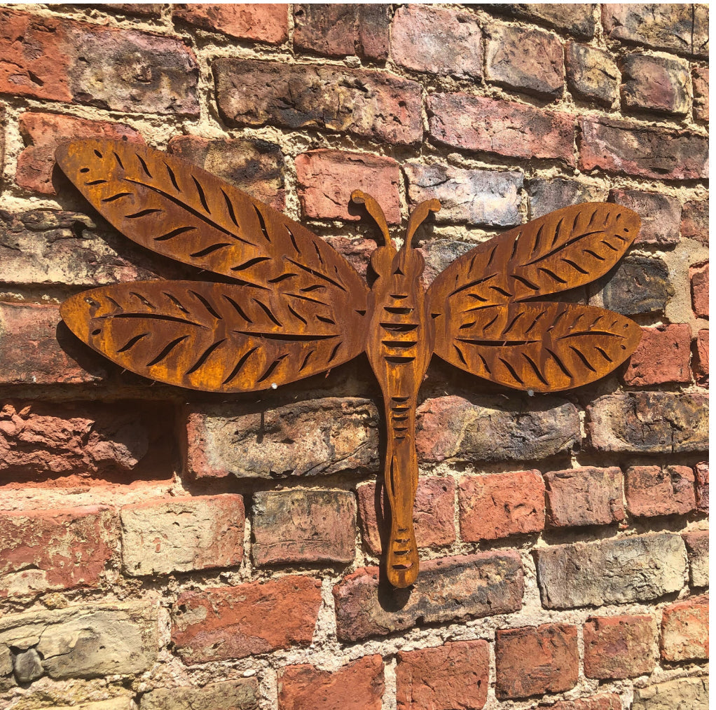 Large Rusty metal DRAGONFLY ,  Home Sign , Dragonfly Garden Ornament , dragonfly Wall feature , Animal decoration, rusted metal fence sign ,