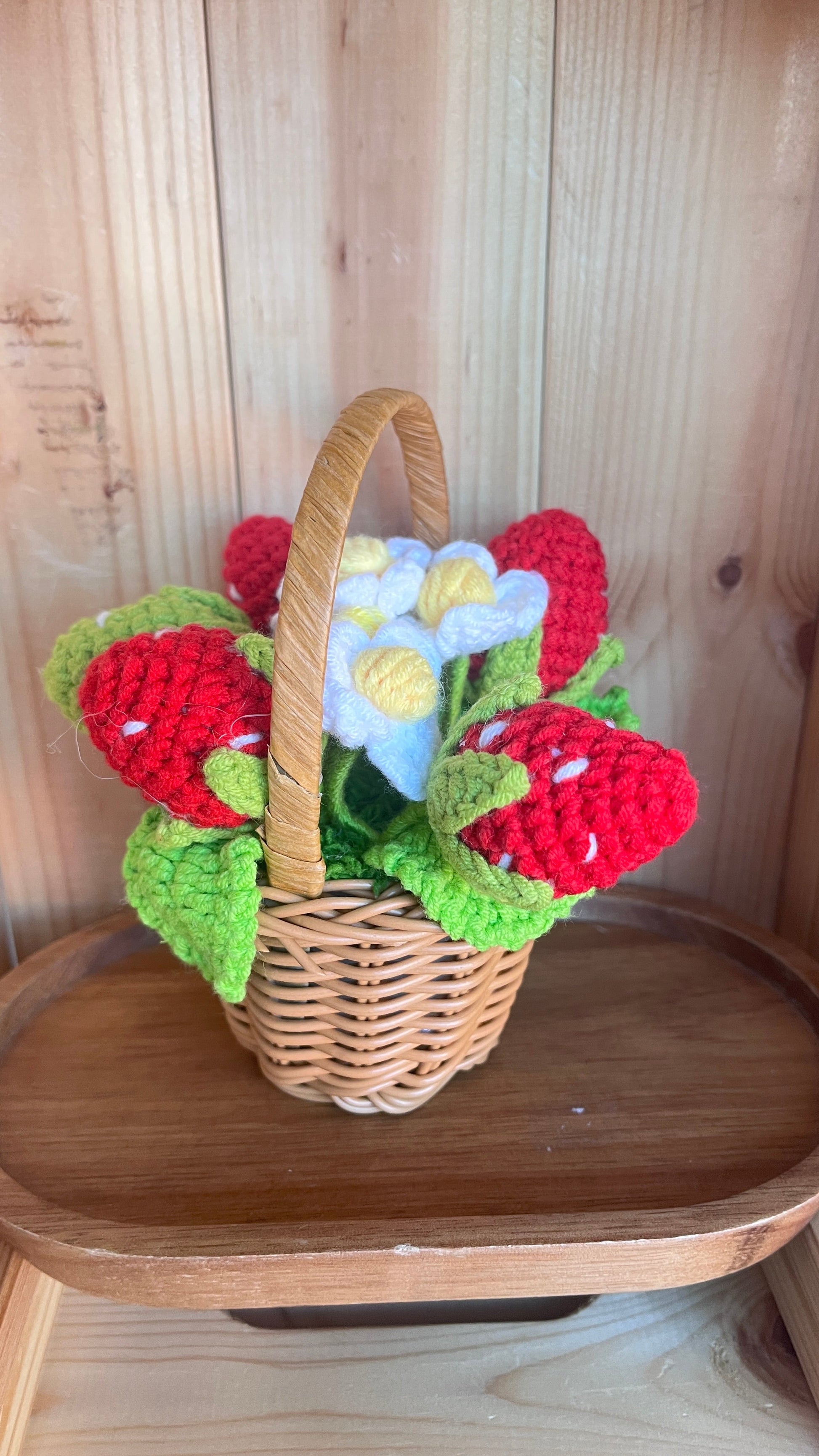 Strawberry plant crocheted — Wimbledon Limited Edition