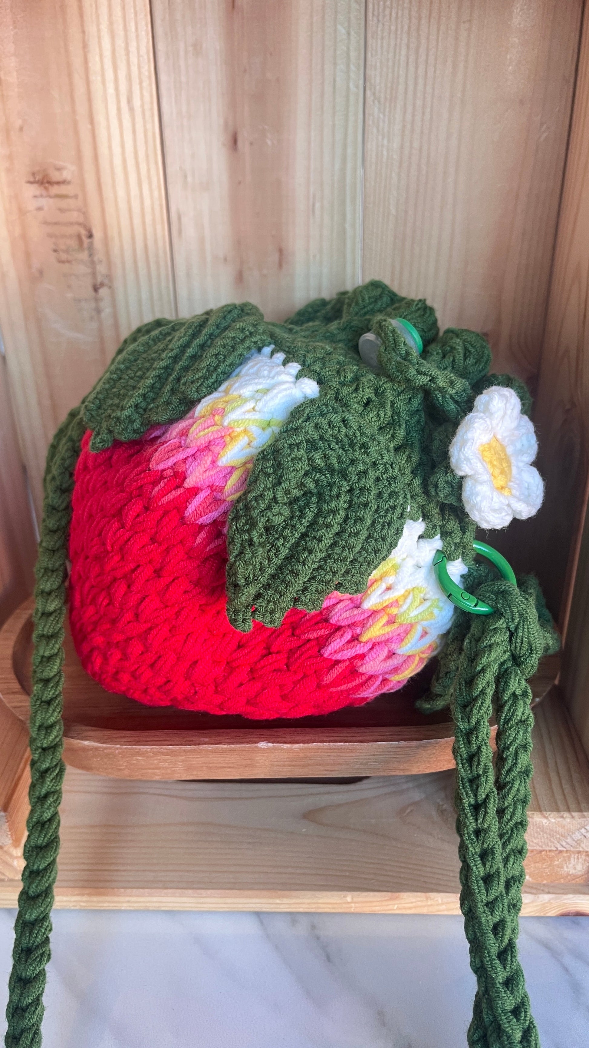 Strawberry bag and bag charm — Wimbledon Limited Edition