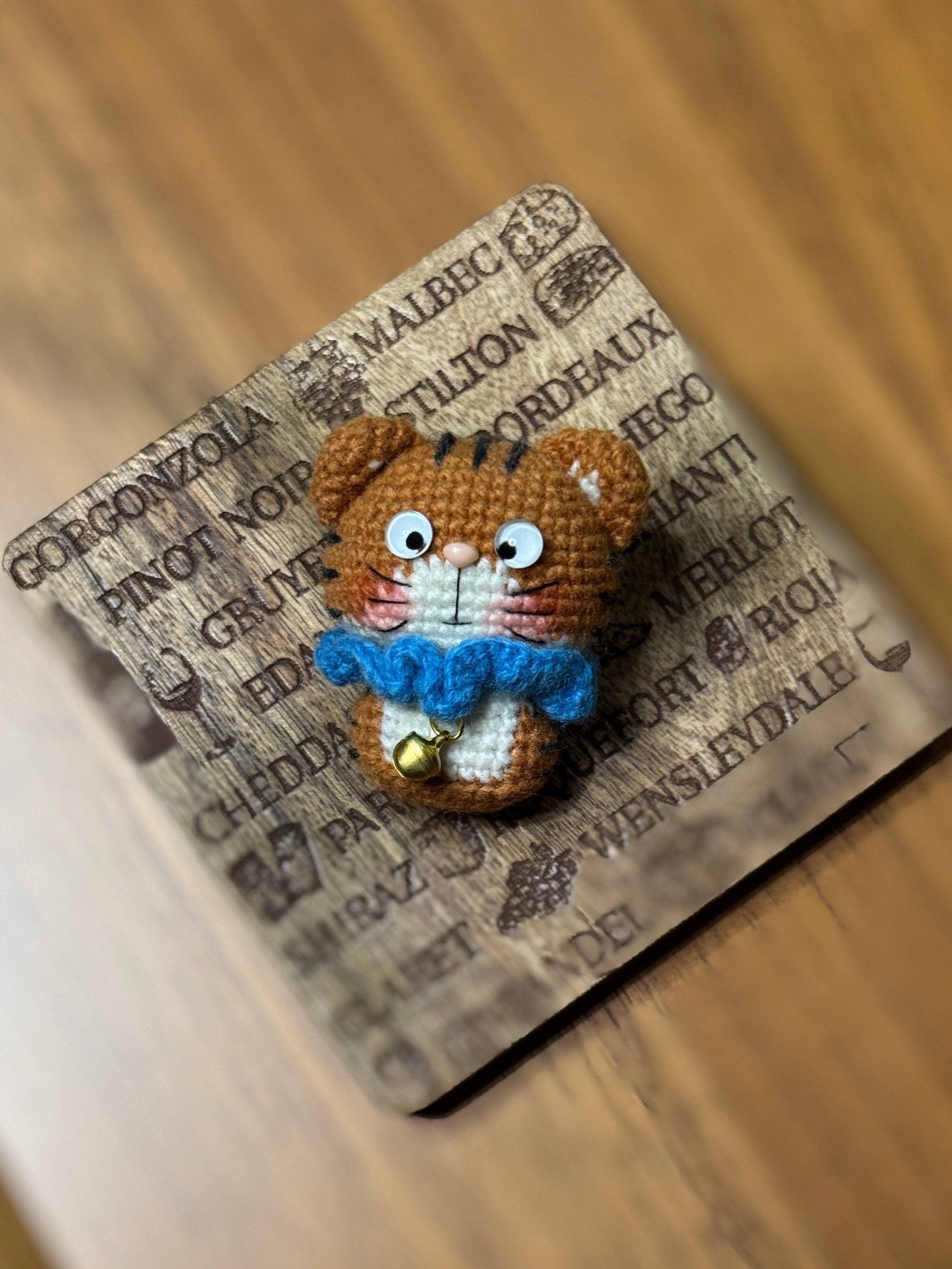 🐾 Handmade Shetland Wool Crochet Kittens – Premium Mini Cat Collection