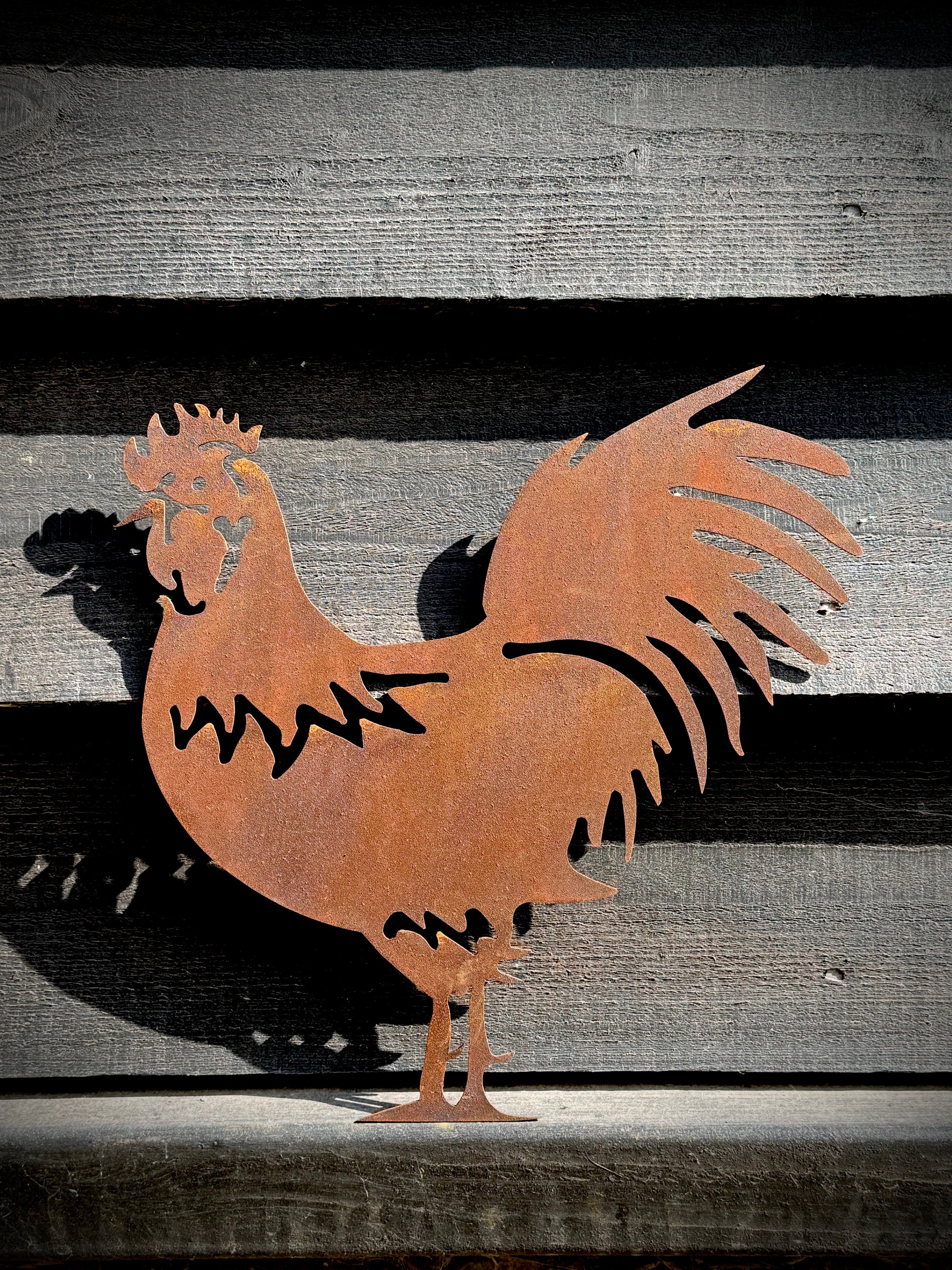 RUSTY ROOSTER GARDEN  DECORATION ,  Home Sign , Garden Ornament , Wall feature , garden decoration, rusted metal , animal sign ,